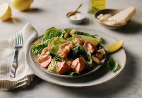 Somonlu Sezar Salata