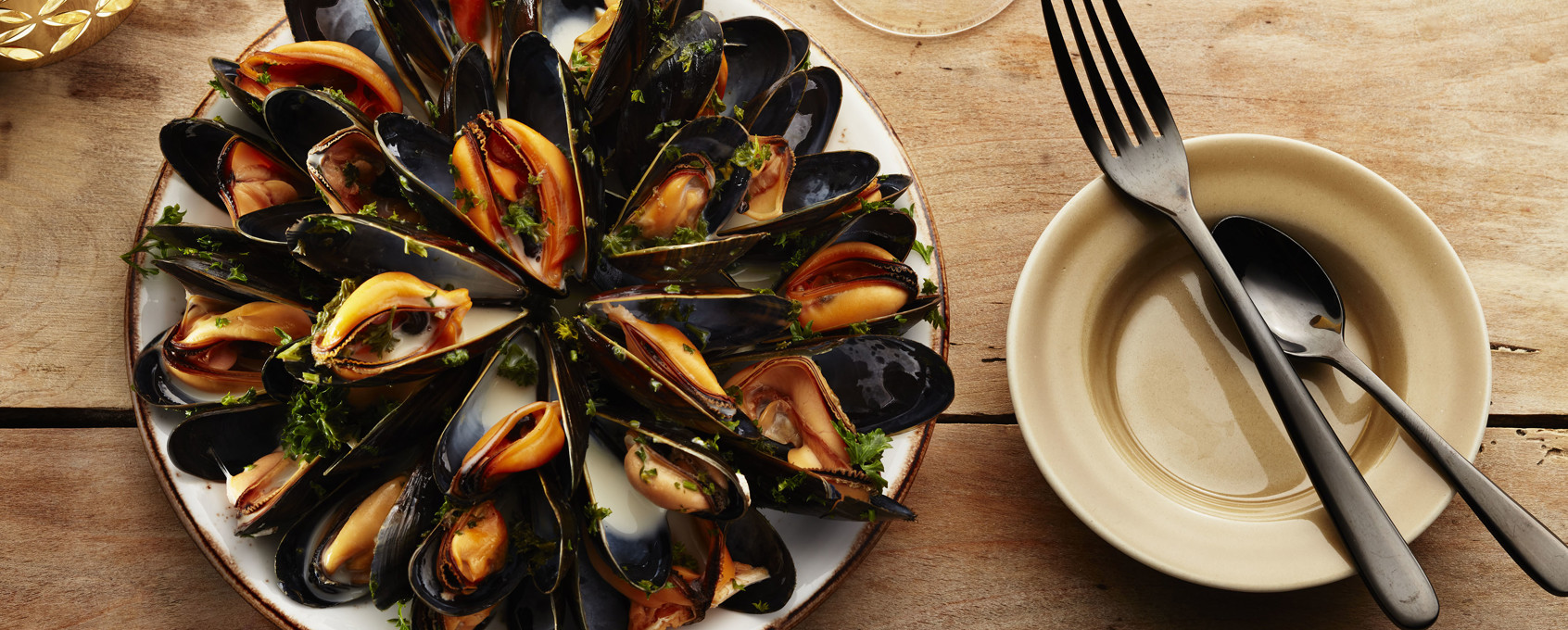 Musslor med vitlök och persilja