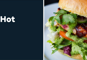 Hot lakseburger med jalapeño-dressing