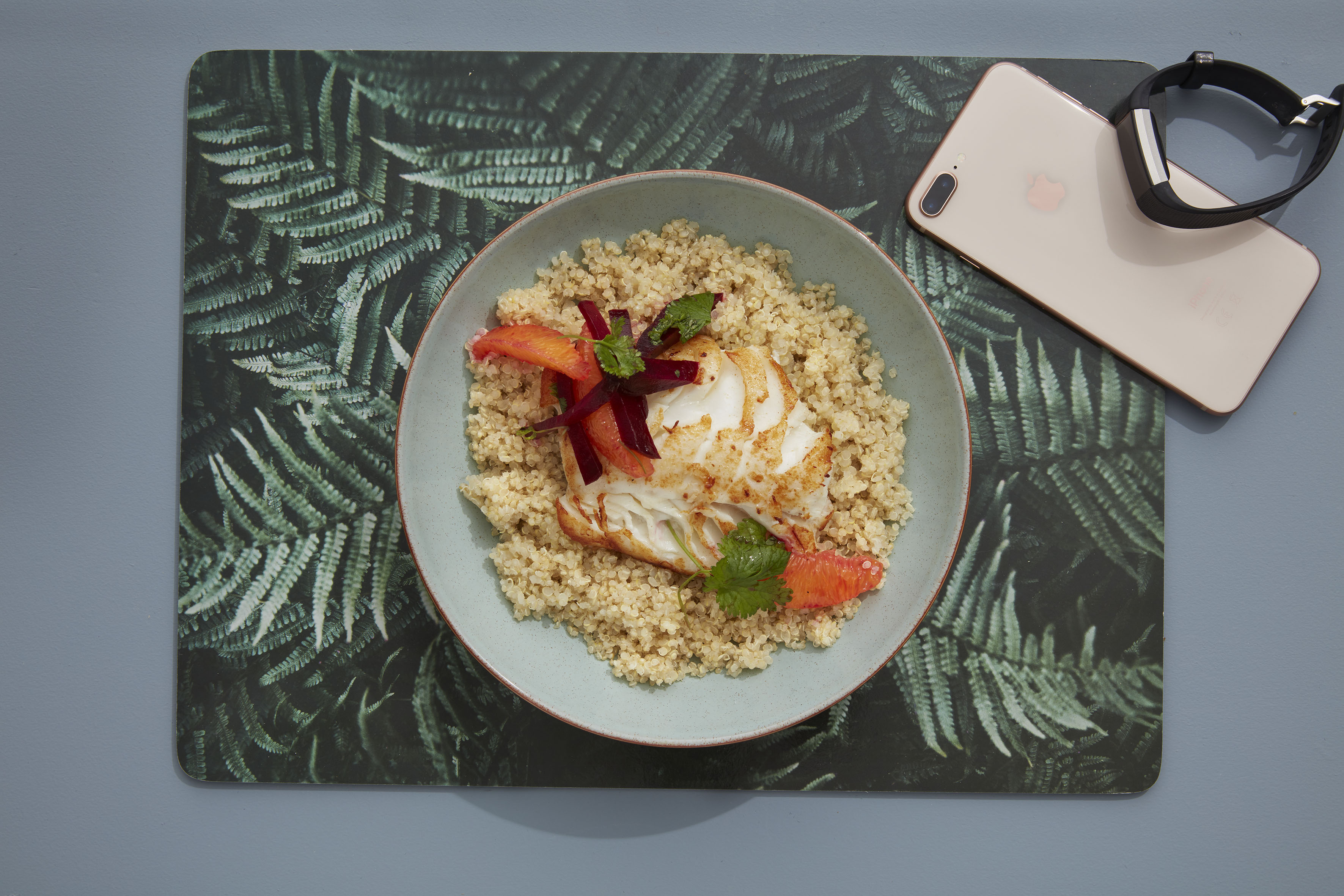 Torsk med rødbete- og appelsinsalat